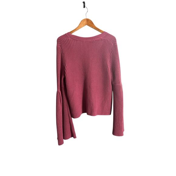 Free People Pink Cotton Cropped V-Neck Bell Sleeve
Sweater Large - Picture 5 of 5